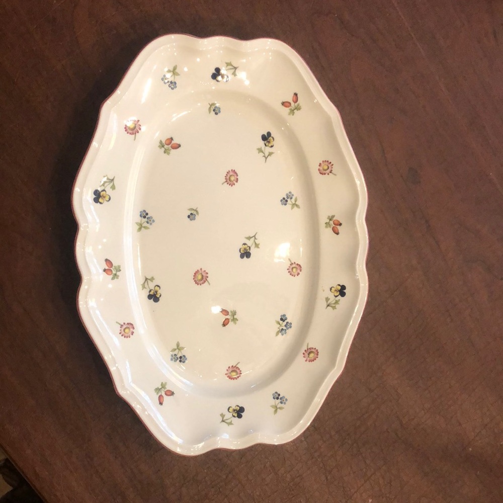 Serving platter